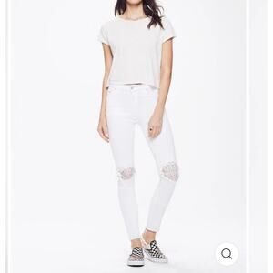 Mother The Looker High Rise
Waist Hawk Denim
Ankle Jeans Size 25